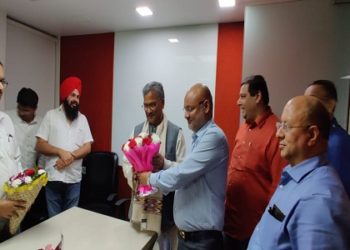 उत्तराखंड भवन का लोकार्पण, प्रवासियों ने किया स्वागत