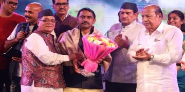 अनुकृति गुसाईं व प्रशांत ठाकुर ने देखा कौथिग