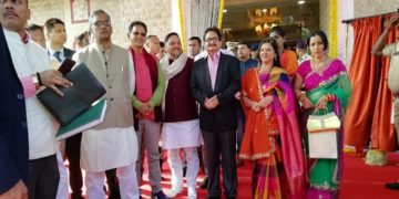 सीएम रावत व राज्यपाल ने किया उत्तराखंड भवन का लोकार्पण