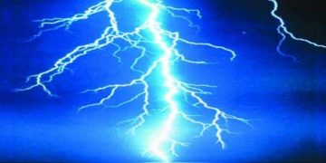 आकाशीय बिजली से झुलसकर 11वीं के छात्र की मौत