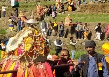 मां जगदी की जल घड़ी शोभा यात्रा में उमड़े भक्त