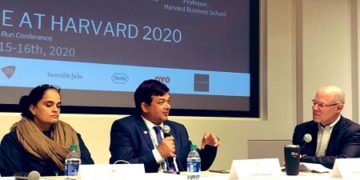 कोदा झंगोरा खाकर बड़े हुए और दुनिया में कमाया नाम