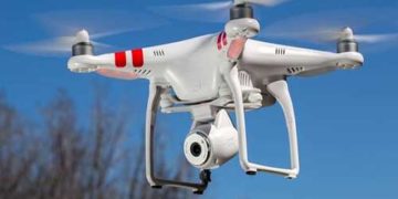 बाहर घूमने वालों पर रहेगी ड्रोन की नजर