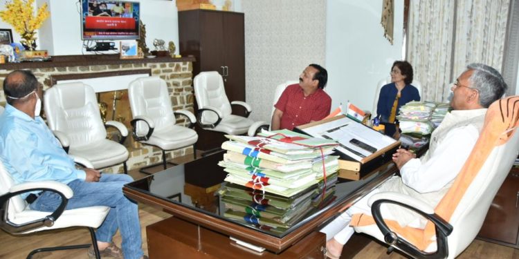 PM की अपील पर सहयोग करें: CM