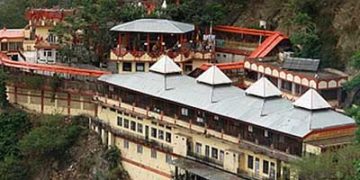 हिमाचल में बाबा बालकनाथ मंदिर बंद