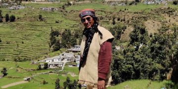 गांव वालों को जागरूक कर रहे अभिनेता ज्योति राठौर