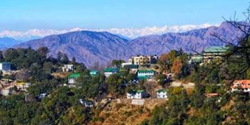 जो पर्यटक रुके हैं, वही राज्य में रह सकेंगे