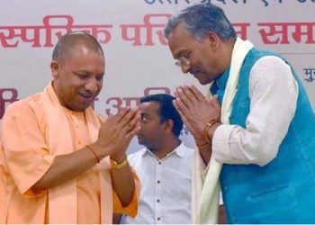 रास्ते में फंसे युवाओं के मसीहा बने CM योगी
