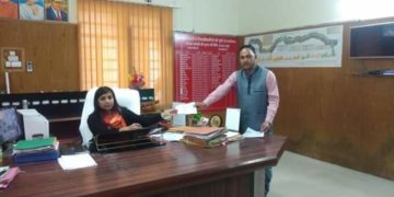 DM ने किया शिष्टाचार का उल्लंघन!