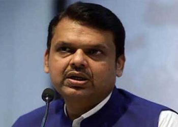 पूर्व CM देवेंद्र फडनवीस जी ने सुनी उत्तराखंडी युवाओं की गुहार