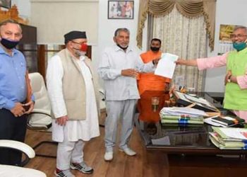 उक्रांद ने फंसे लोगों के लिए CM से की बात