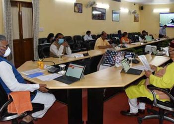 विधायकों व मंत्रियों के वेतन में 30 प्रतिशत कटौती