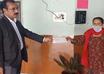 प्रेमा देवी ने राहत कोष में दी अपनी संचित पूंजी