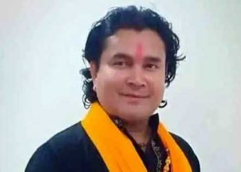 पहले अभिनेत्री, अब अभिनेता ने रुलाया