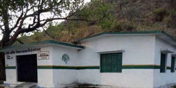 शिक्षक-शिक्षिकाओं में क्वारंटाइन को लेकर आक्रोश