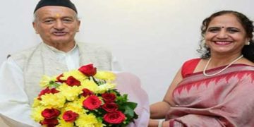 शिक्षिका सुधा गौड़ ने बताया टोपी का महत्व