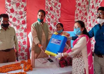 चंबा के सभी वार्डों में बंटी स्प्रे मशीन