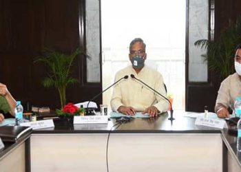 एक्शन मूड में CM, कहा अब आउटपुट दिखाएं