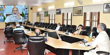 आज प्रधानमंत्री जी से मुख्यमंत्री जी की फिर हुई बात