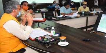 जल, जंगलों के सरंक्षण पर CM ने की चर्चा