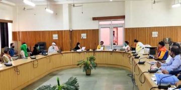 कैबिनेट मंत्री धनसिंह रावत ने ली समीक्षा बैठक