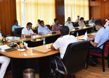 CM ने की निर्माणाधीन ऑल वेदर रोड की समीक्षा