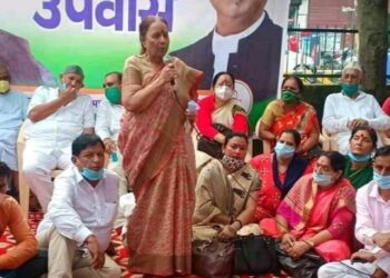 लचर स्वास्थ व्यवस्था के खिलाफ नेता प्रतिपक्ष ने भरी हुंकार