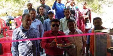 डा. नरेन्द्र डंगवाल जी के हस्ते 4 नए प्रतिष्ठानों का शुभारंभ