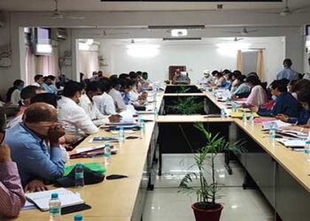 विभागीय योजनाओं की जानकारी रखें सीडीओ : सुबोध उनियाल