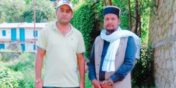 धीरज के परिवार से मिले UKD नेता सन्दीप आर्य