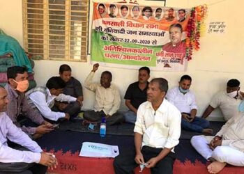 पूर्व प्रमुख D.L. शाह का धराना 7वें दिन भी जारी