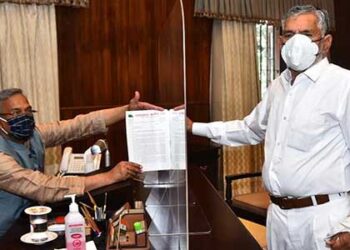 CM से मिले उक्रांद नेता दिवाकर भट्ट