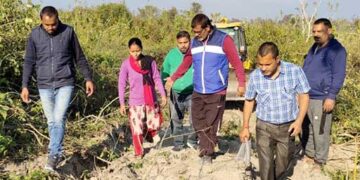 अब बचेगी फसल, खदरी में ऊर्जा बाढ़ लगाने का कार्य शुरू