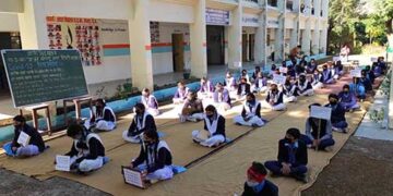 मतदाता पंजीकरण पर आदर्श विद्यालय GIC जाजल में हुआ कार्यक्रम