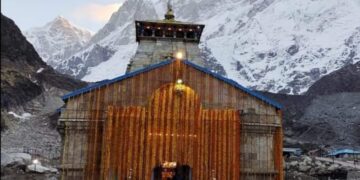 विधि विधान पूर्वक मंत्रोचारण के साथ खुले केदारनाथ के कपाट