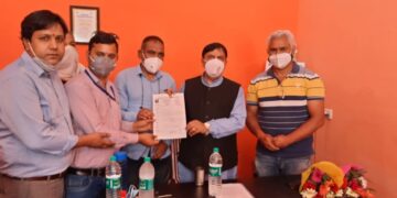 होमियोपैथी एशोसिएशन ने राज्यसभा सांसद नरेश बंसल को दिया ज्ञापन