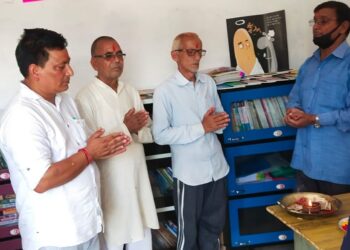 शिक्षक की पहल, गांव में हुई पुस्तकालय की शुरुआत