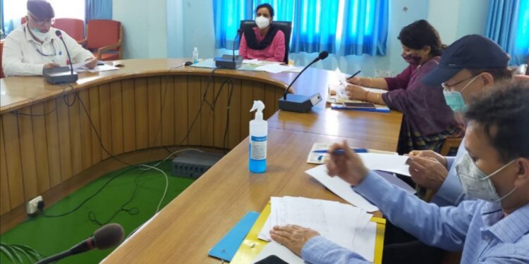 DM ने ली बैंकर्स की जिला स्तरीय सलाहकार एवं समीक्षा समिति की बैठक