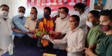 युवा कांग्रेस के प्रदेश महासचिव लखबीर सिंह चौहान का जिला मुख्यालय में हुआ भव्य स्वागत