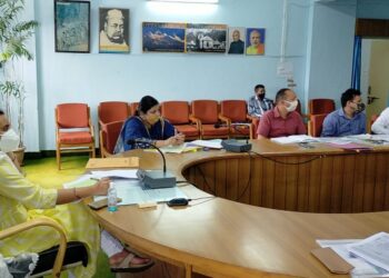 कौशल विकास में पर्यटन, उद्यानीकरण, राजमिस्त्री आदि की ट्रेनिंग शामिल करने के निर्देश