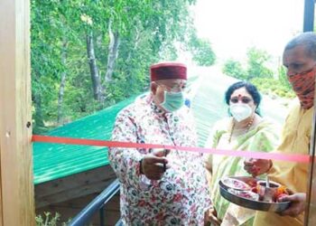 पहाड़ी शैली में बने इस रिजॉर्ट में मिलेगा गढ़वाली और कुमाऊंनी भोजन