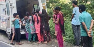 टीएचडीसी व रिवाज की ओर से रौंसाल में लगा स्वास्थ्य शिविर