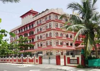 कोरोना काल में फंसे लोगों के लिए देवदूत बने ओमप्रकाश बडोनी