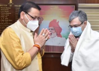 रेल मंत्री से मिले CM धामी, ऋषिकेश-उत्तरकाशी रेल लाइन निर्माण की स्वीकृति का अनुरोध
