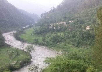 सड़क के लिये तरस रहा घनसाली विधानसभा का ‘यह’ ग़ांव