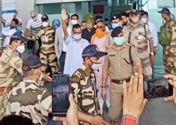 राजनीतिक दलों को बिजली का झटका देकर चले गए केजरीवाल !