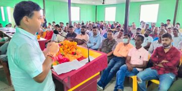UJP केंद्रीय अध्यक्ष दिनेश धनै ने ली सारजूला पट्टी की बूथ कमेटियों की बैठक