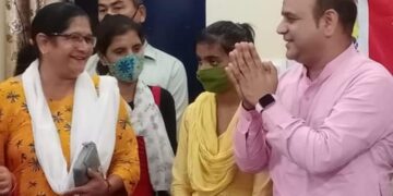 समाजसेवी श्री बीर सिंह पंवार ने 5 कन्याओं को लिया गोद