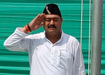 पालिका कार्यालय में अध्यक्ष श्री राजेन्द्र विक्रम सिंह पंवार ने किया ध्वजारोहण