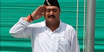 पालिका कार्यालय में अध्यक्ष श्री राजेन्द्र विक्रम सिंह पंवार ने किया ध्वजारोहण